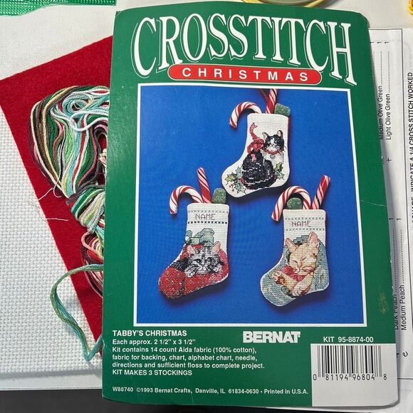 Bernard Tabby’s Christmas Crosstitch kit ornaments thread frames canvas - Picture 2 of 6